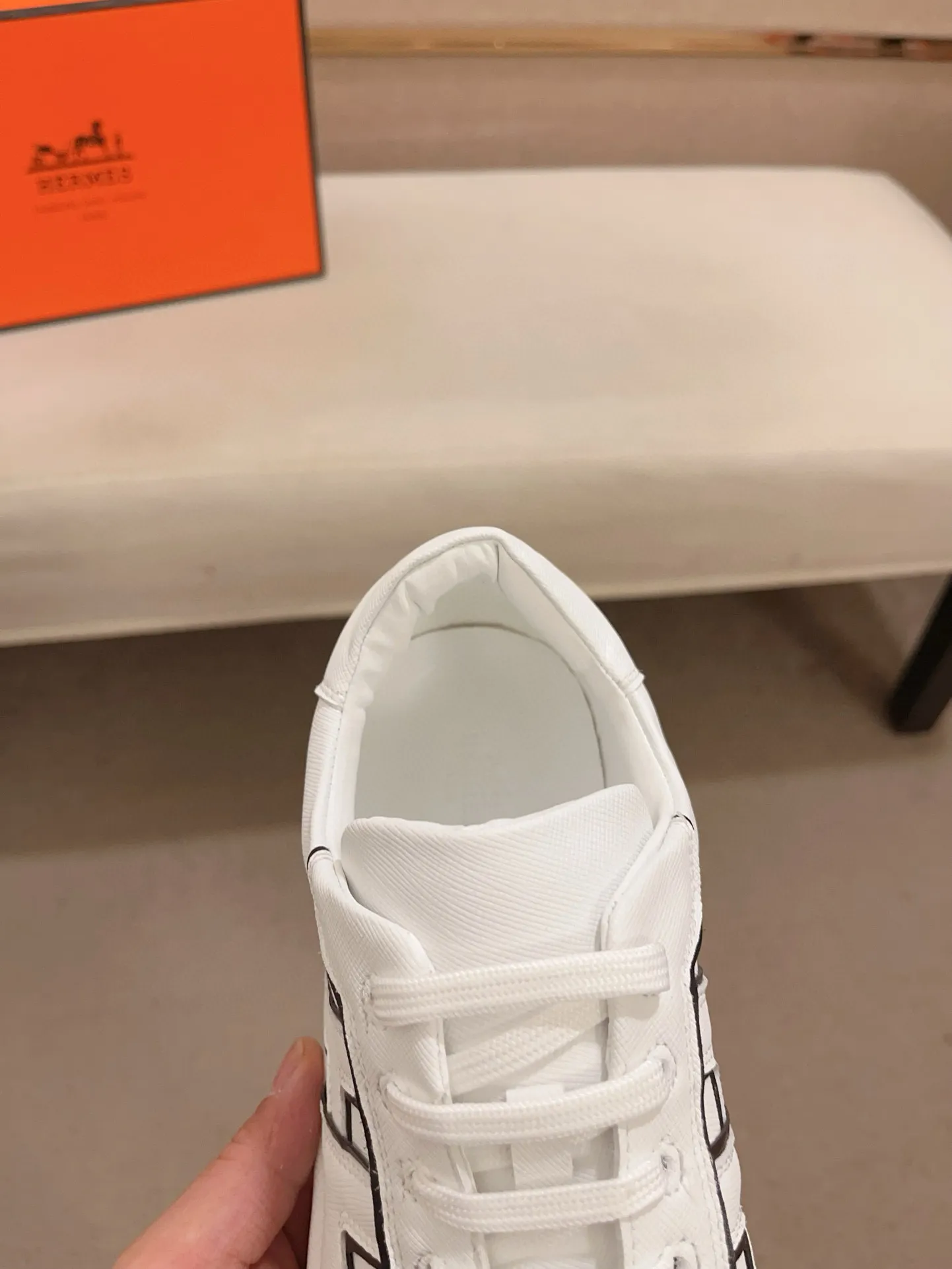Men's clothing and shoes💰: 400💰《HERMES》【Classic Original Version】Hermès; Top 🔝 Purchasing Agency 🔍🔍Men's latest 🇺🇸 counter sales simultaneously, original ▲▲cowhide imported from Italy ▲▲Exquisite workmanship (Italian 🇮🇹Imported water-dyed 🐂cowhide lining) sole: original sole provided by the original factory, ⚠️exclusive double-layer activity·TPR·rubber·combined molded outsole; Code number: 38-44 (45/46 can be customized, non-refundable)